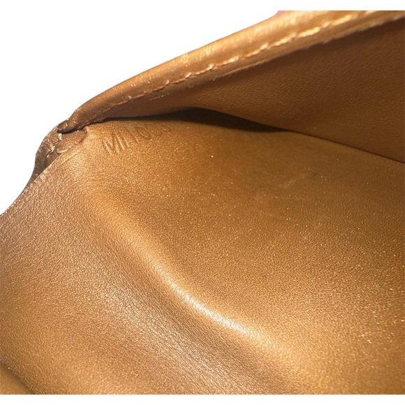 Louis Vuitton Monogram Vernis Leather Kisslock French Purse Wallet - Picture 8 of 16